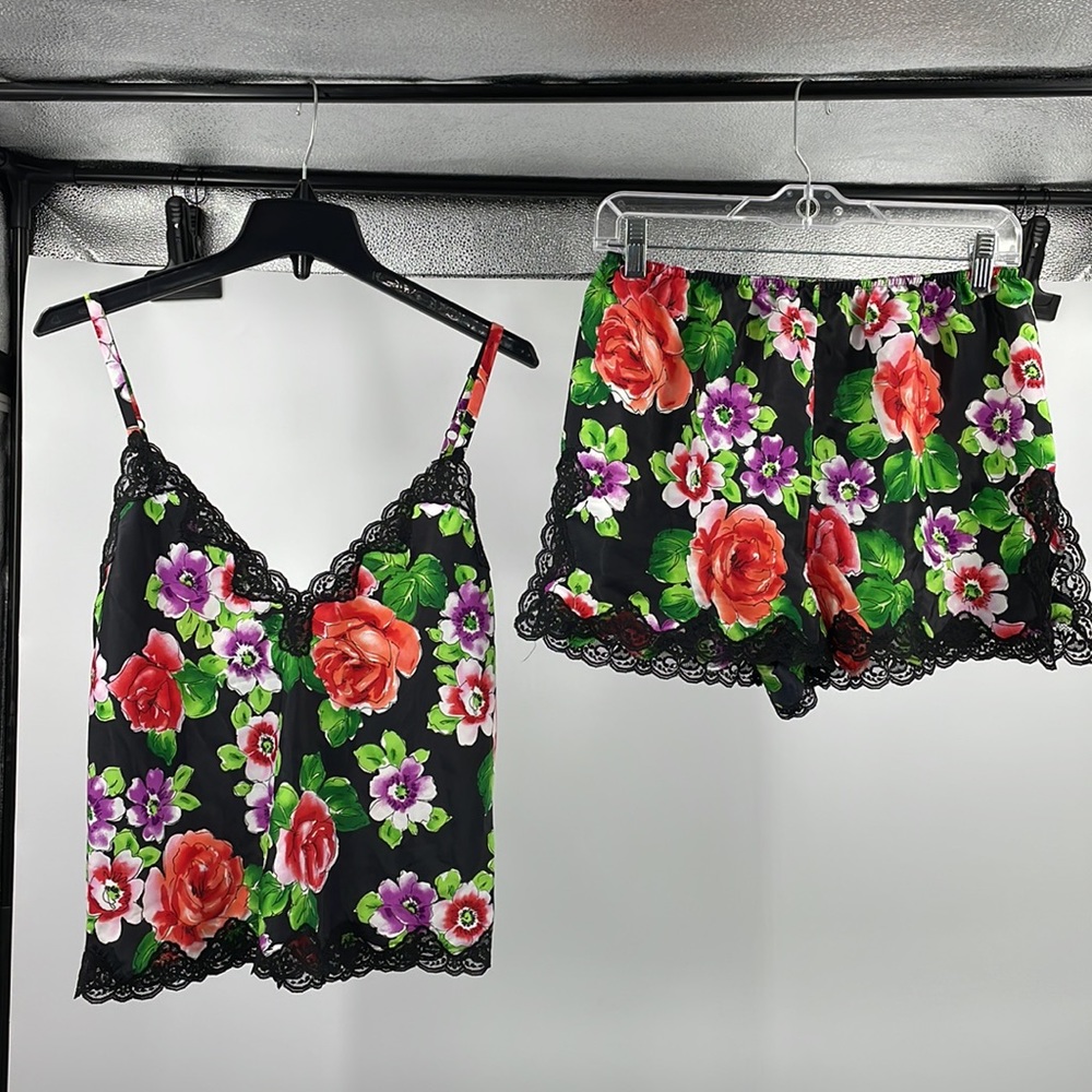 Vintage 90’s Victoria’s Secret gold label bold floral lace lingerie Size Small